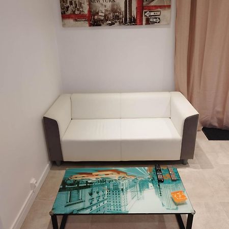Ferienwohnung Le New York Bisontin 2 Besançon Exterior foto